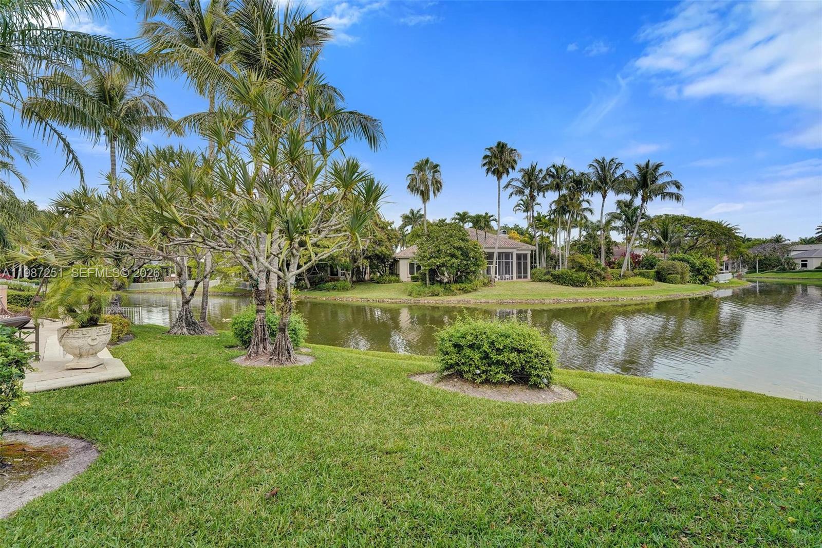 10813 Blackhawk St Plantation, FL 33324