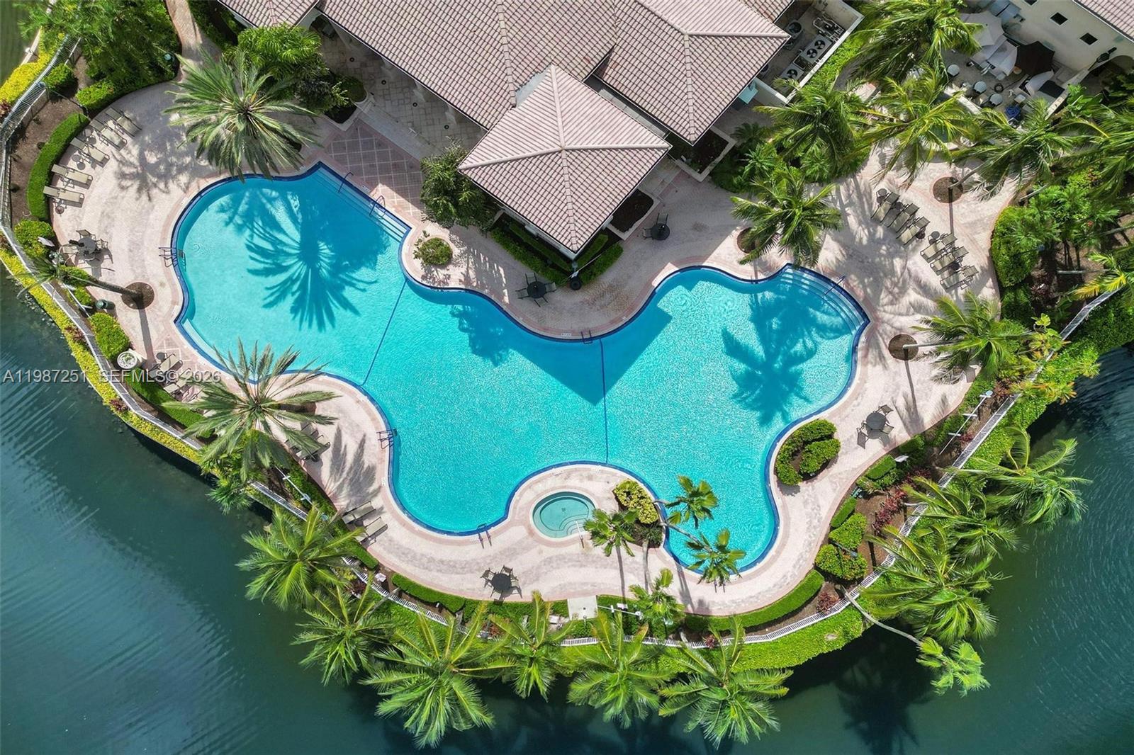 10813 Blackhawk St Plantation, FL 33324