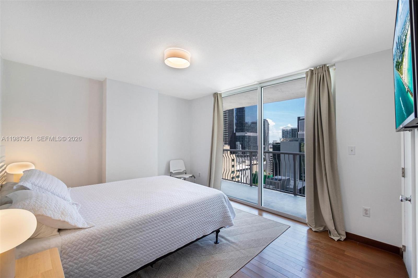 image The Club at Brickell Bay12