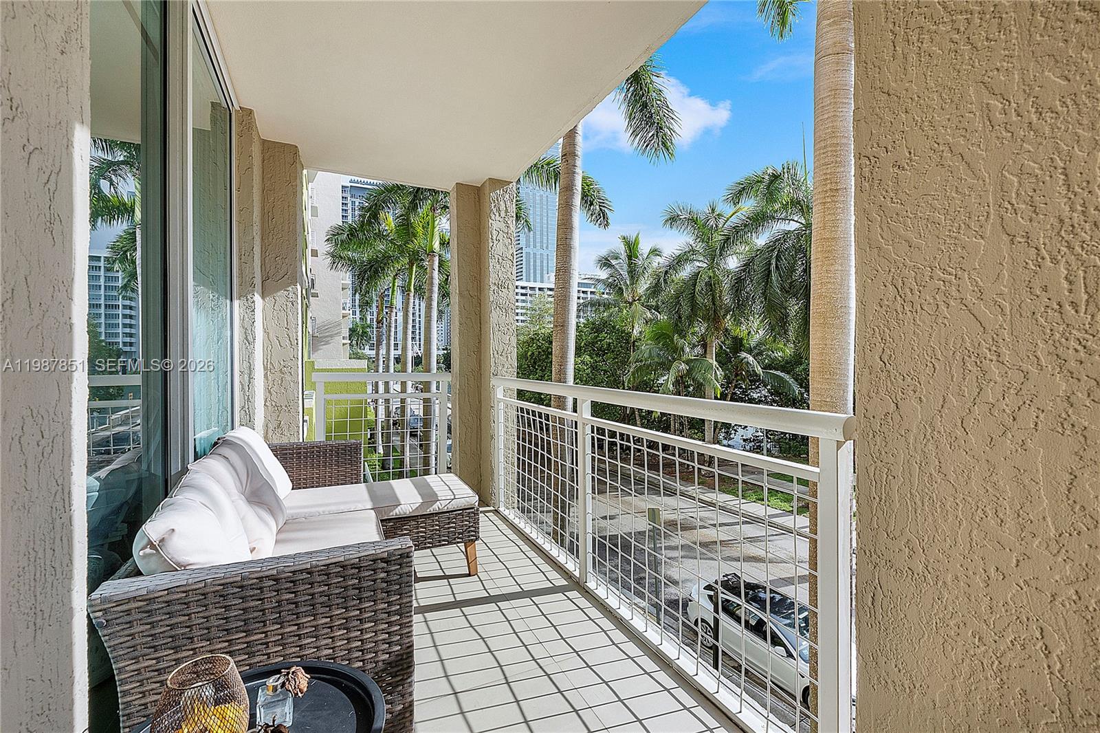 2000 N Bayshore Dr #211 Miami, FL 33137