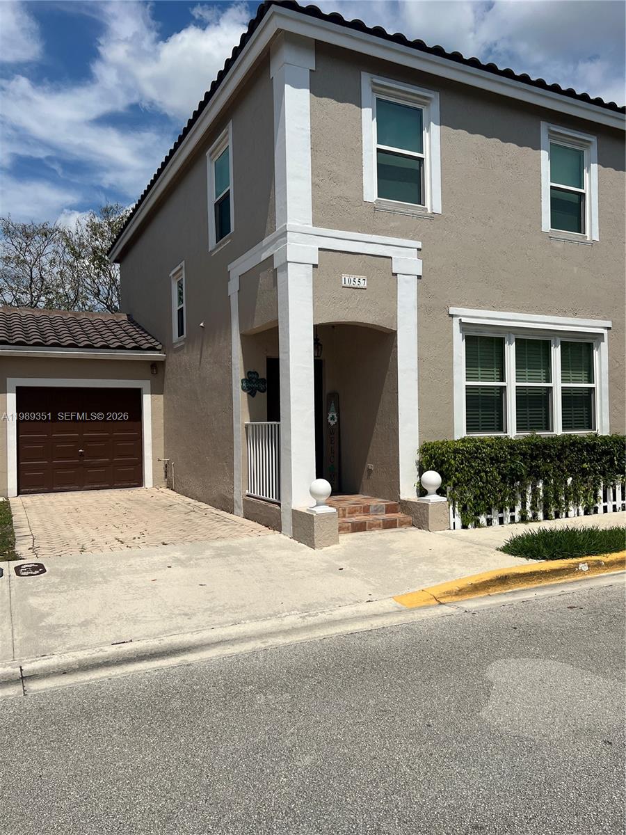 10557 NW 57th Ct