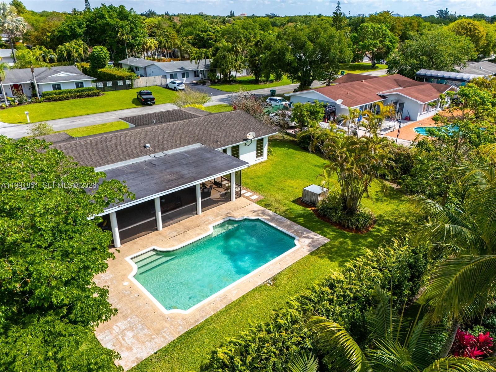 10364 SW 117th St Miami, FL 33176