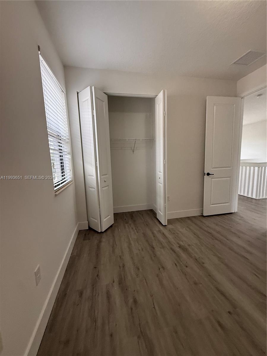 9776 W 34th Ave Hialeah, FL 33018