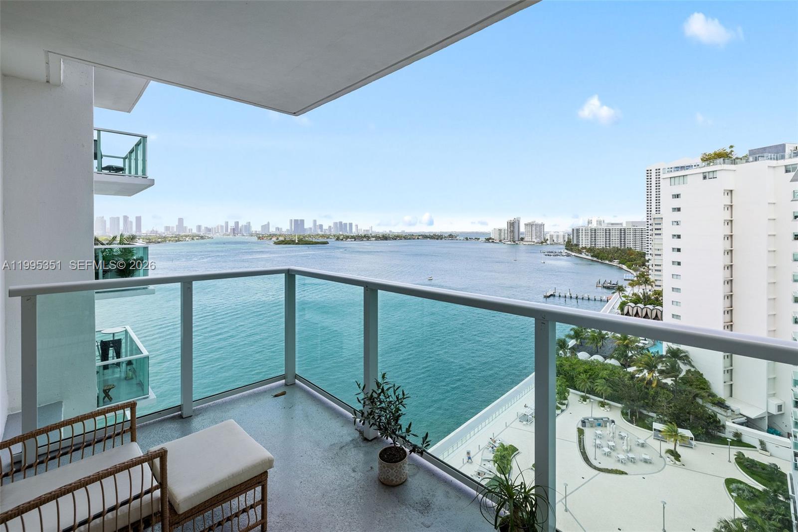 image Mirador 1000 (South Tower)20