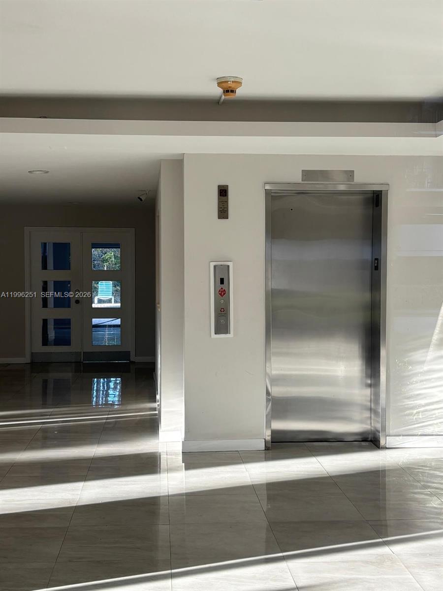 555 Crandon Blvd #43 Key Biscayne, FL 33149