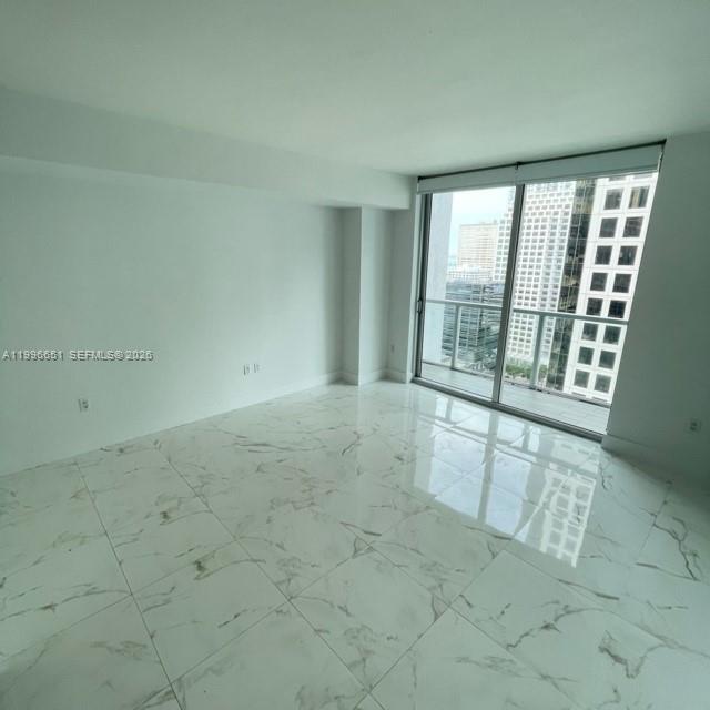 image 500 Brickell East10
