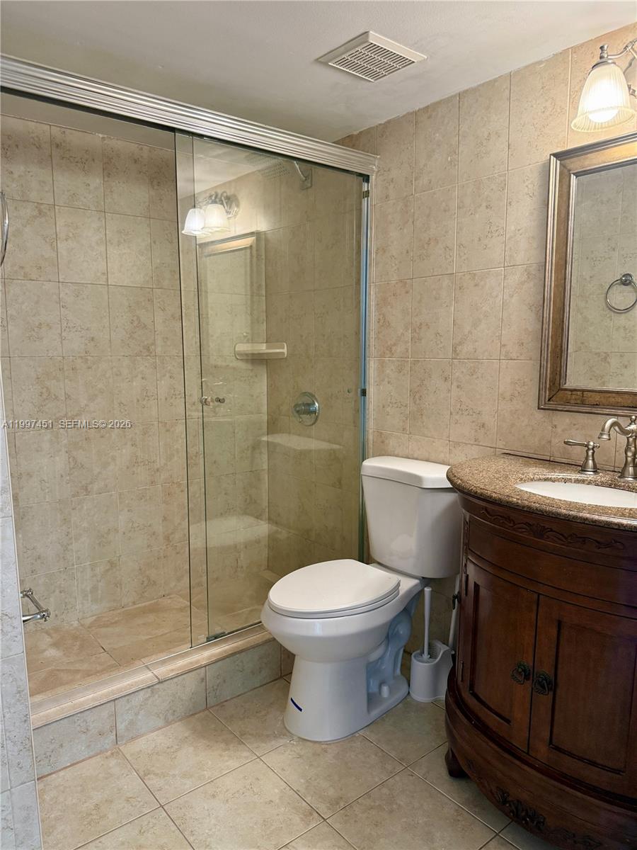 9435 SW 140th Ct #9435 Miami, FL 33186