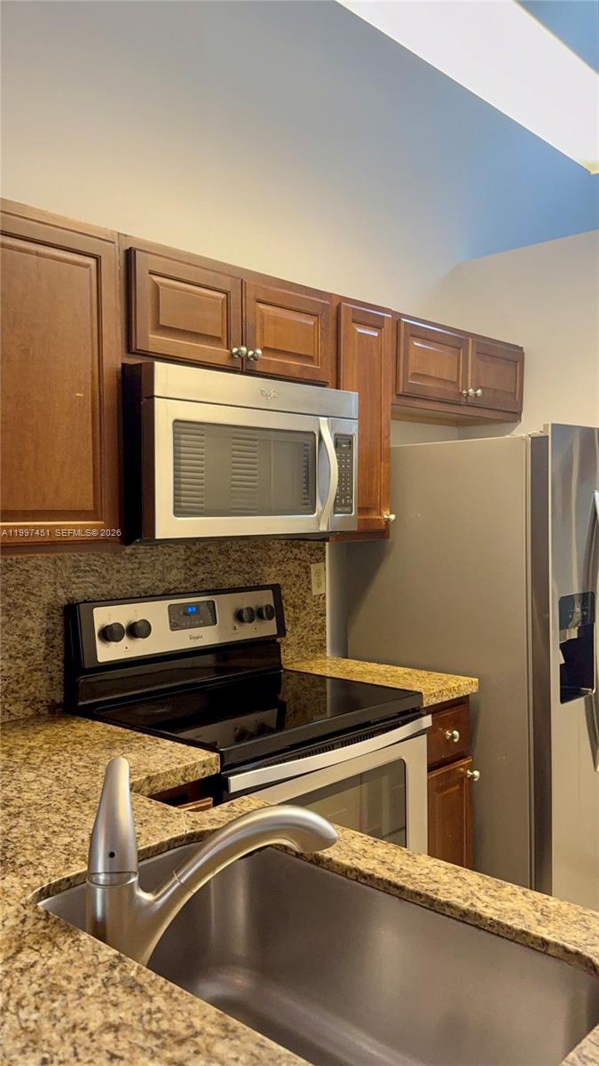 9435 SW 140th Ct #9435 Miami, FL 33186