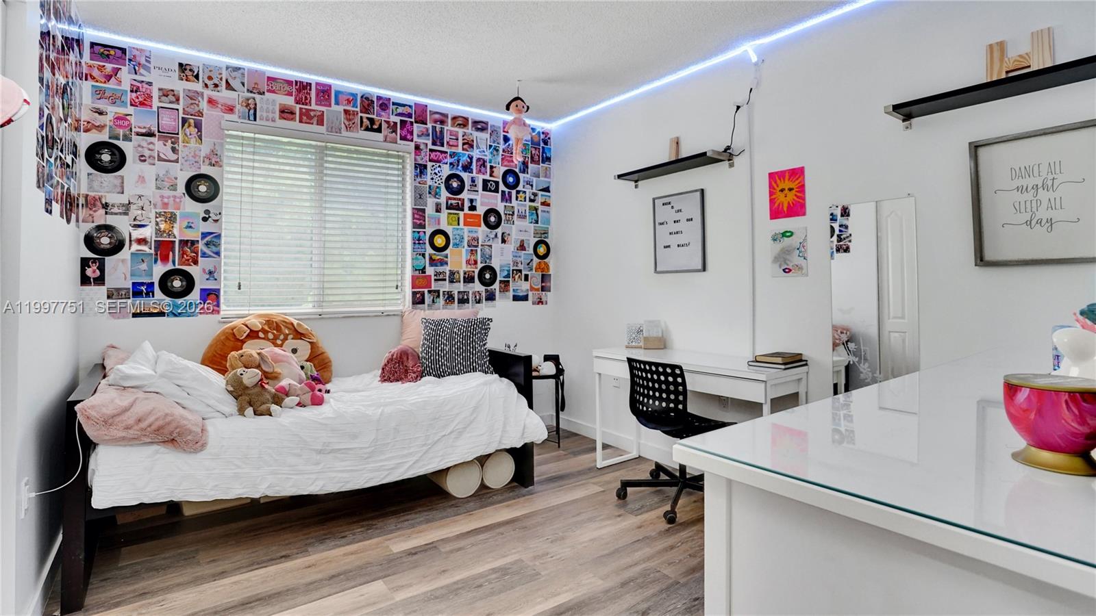 15454 SW 143rd Ter Miami, FL 33196