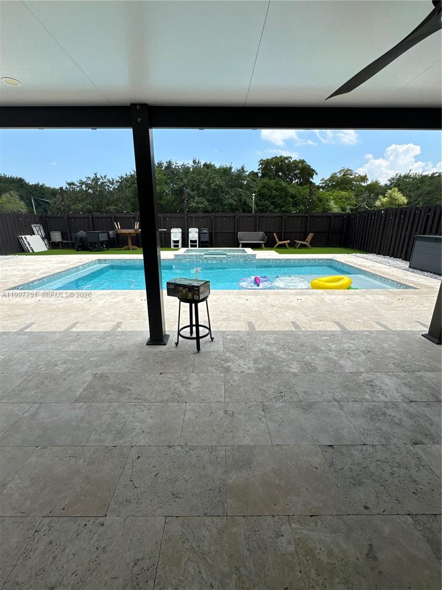 15454 SW 143rd Ter Miami, FL 33196