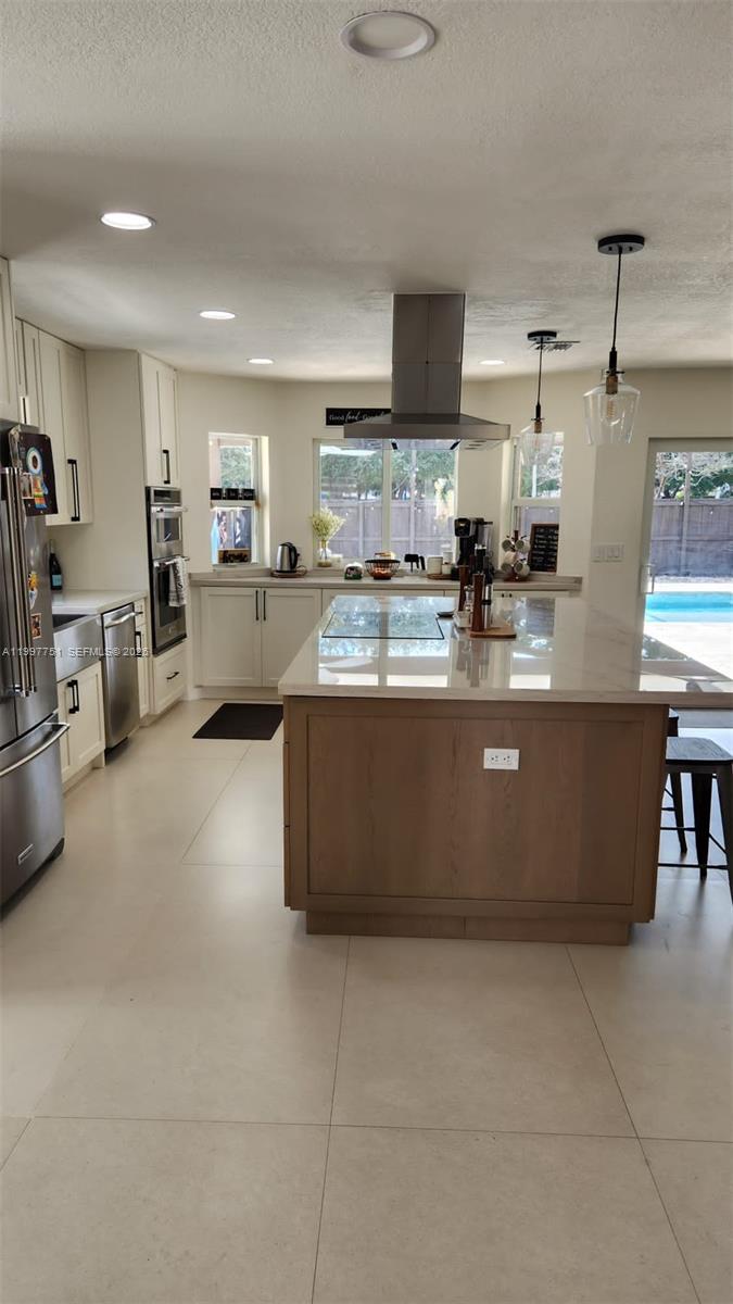 15454 SW 143rd Ter Miami, FL 33196