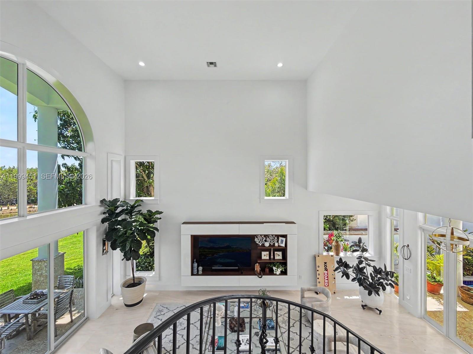 13689 Deering Bay Dr #13689 Coral Gables, FL 33158