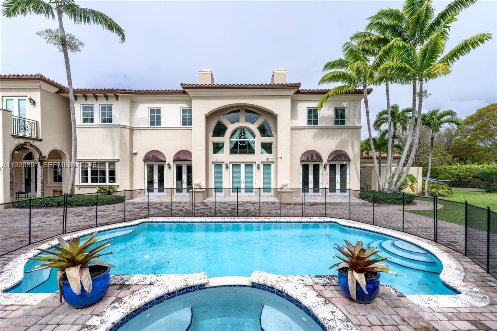 12101 Moss Rnch Rd Pinecrest, FL 33156