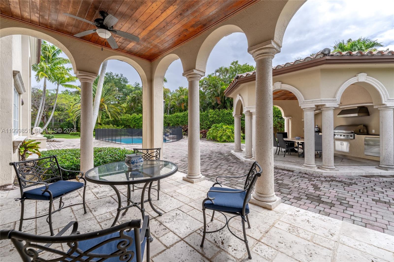 12101 Moss Rnch Rd Pinecrest, FL 33156