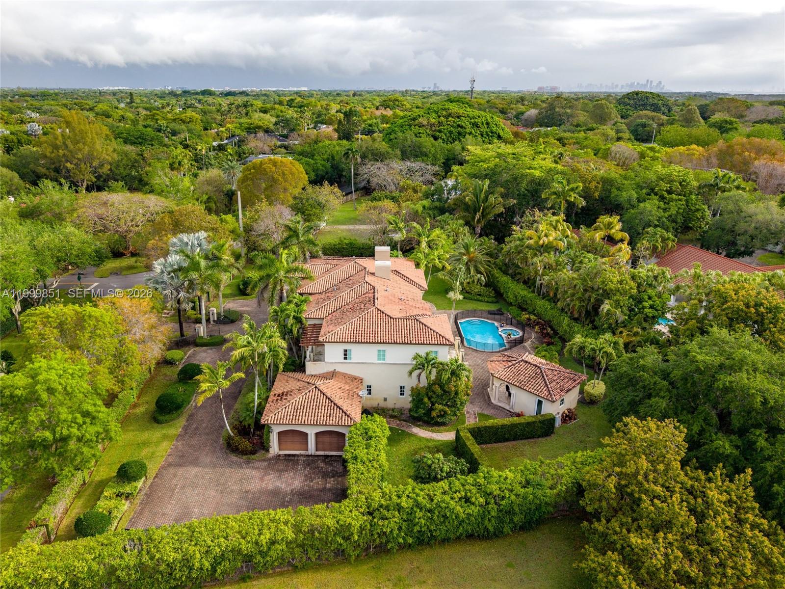 12101 Moss Rnch Rd Pinecrest, FL 33156