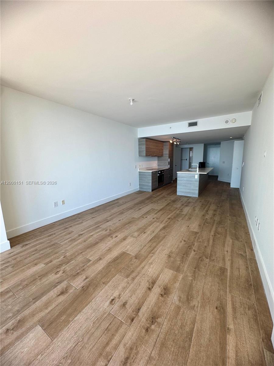 650 NE 32th St #1805 Miami, FL 33137