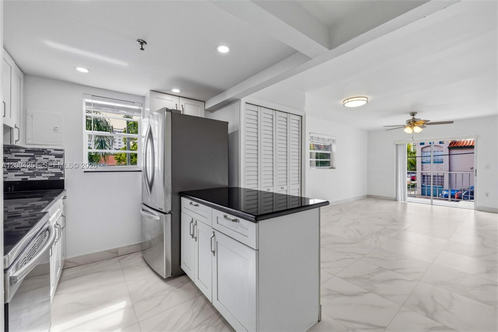 140 NW 14th Ave #9