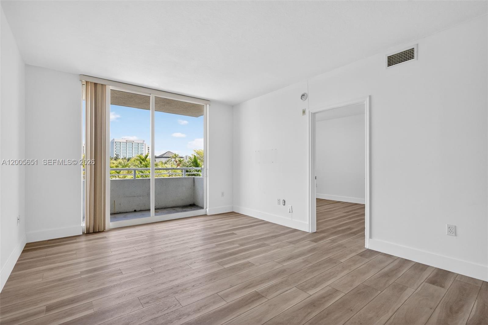 image Venture At Aventura West13