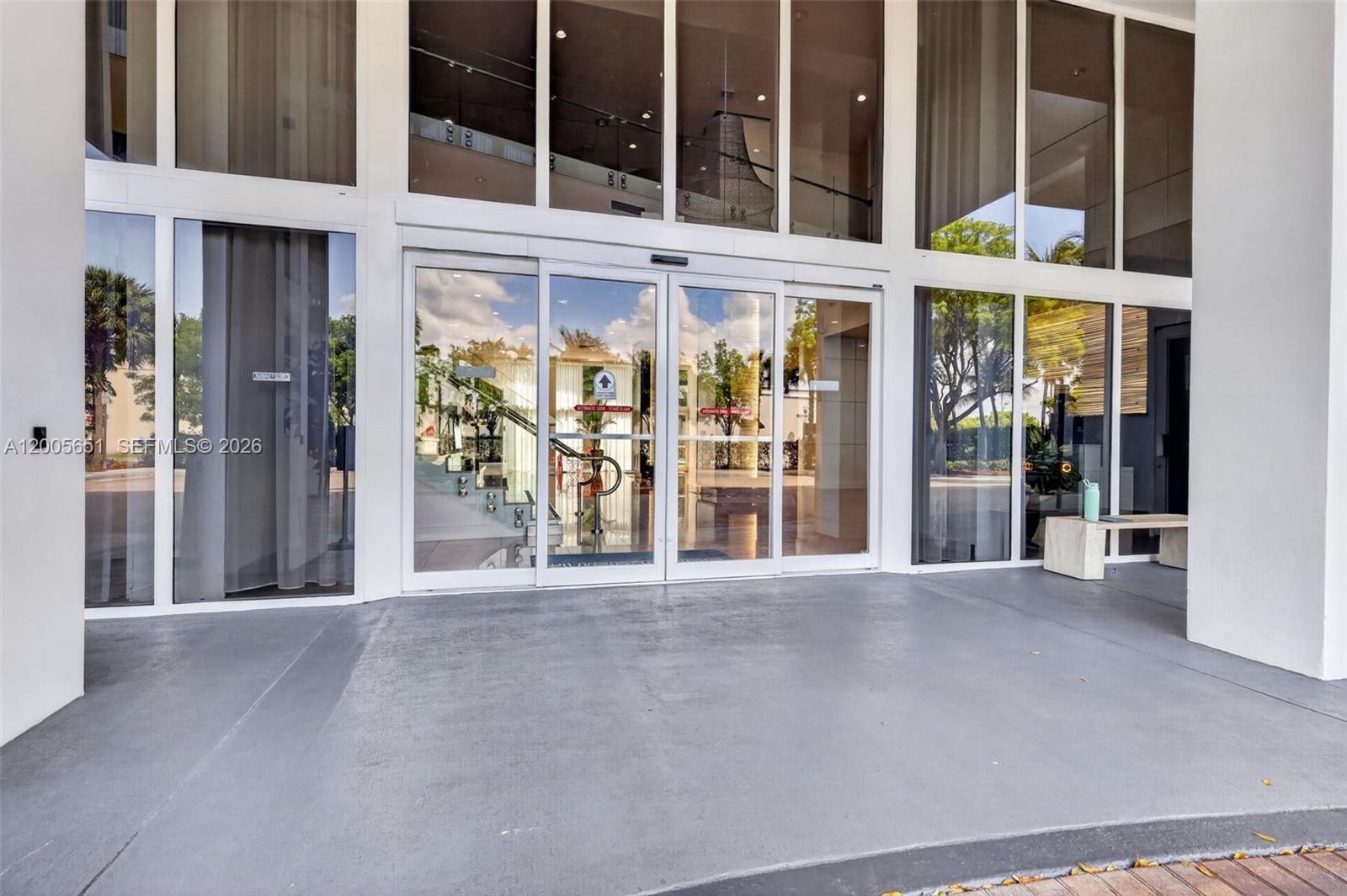 image Venture At Aventura West1