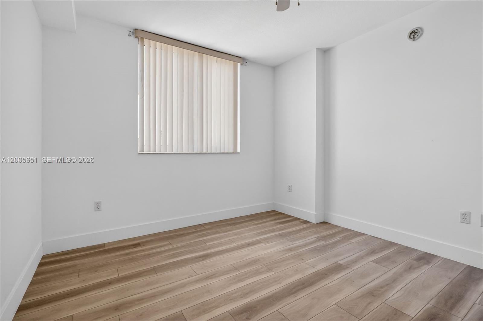 image Venture At Aventura West22
