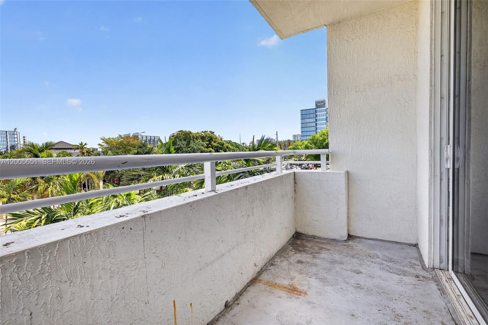 image Venture At Aventura West27
