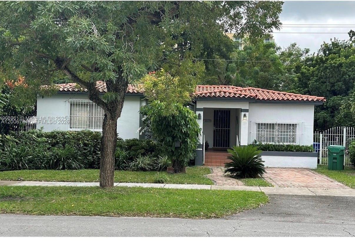3410 SW 21st