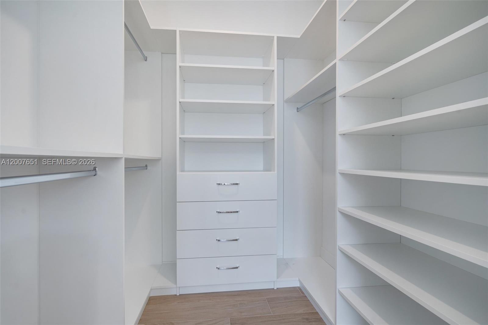 2655 S Bayshore Dr #1911 Coconut Grove, FL 33133