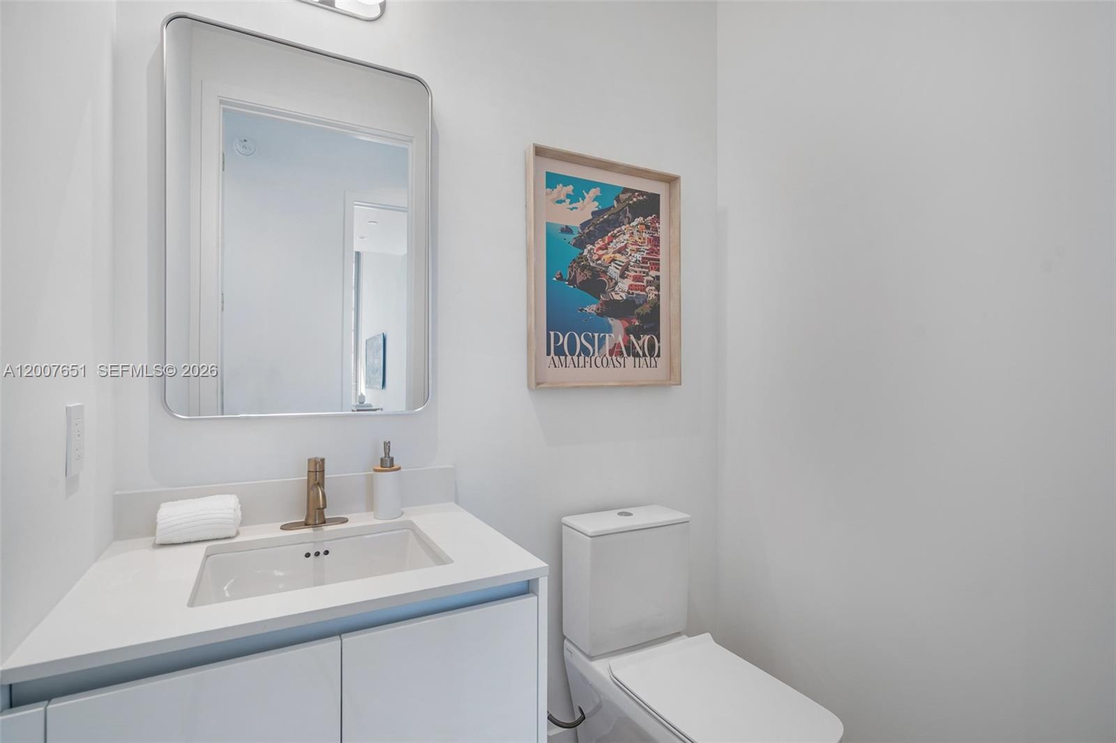 2655 S Bayshore Dr #1911 Coconut Grove, FL 33133