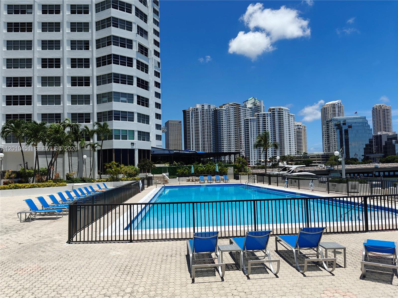 999 Brickell Bay Dr #805 Miami, FL 33131