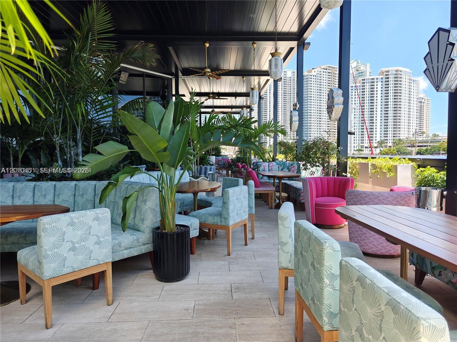 999 Brickell Bay Dr #805 Miami, FL 33131