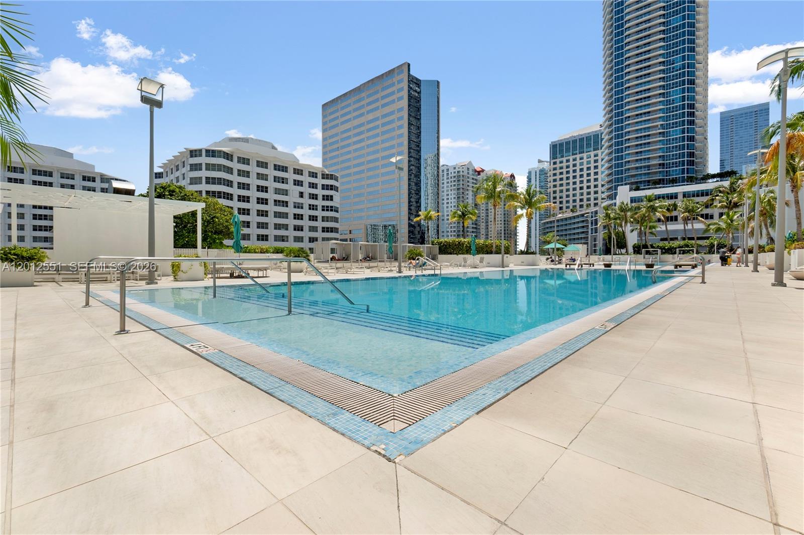 950 Brickell Bay Dr #601 Miami, FL 33131