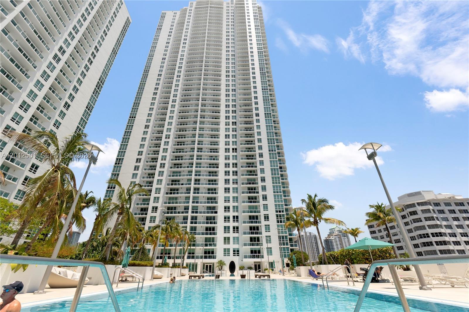 950 Brickell Bay Dr #601 Miami, FL 33131