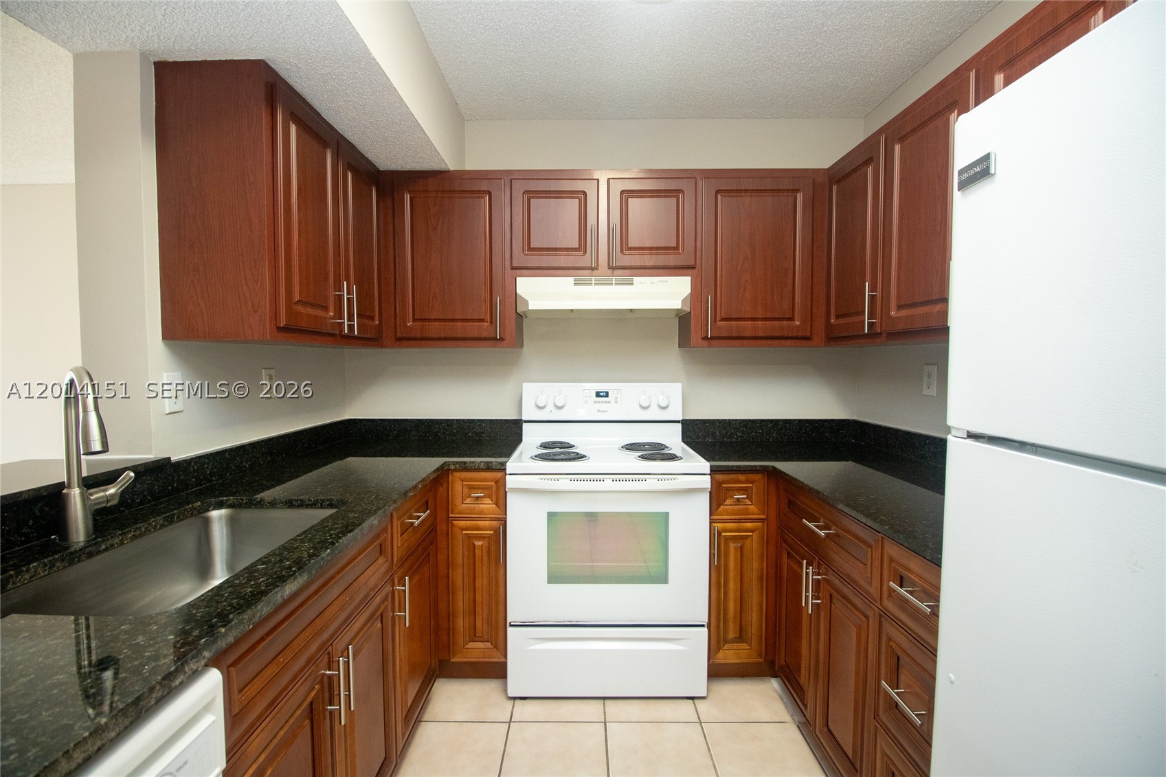 9491 S Palm Cir S #101