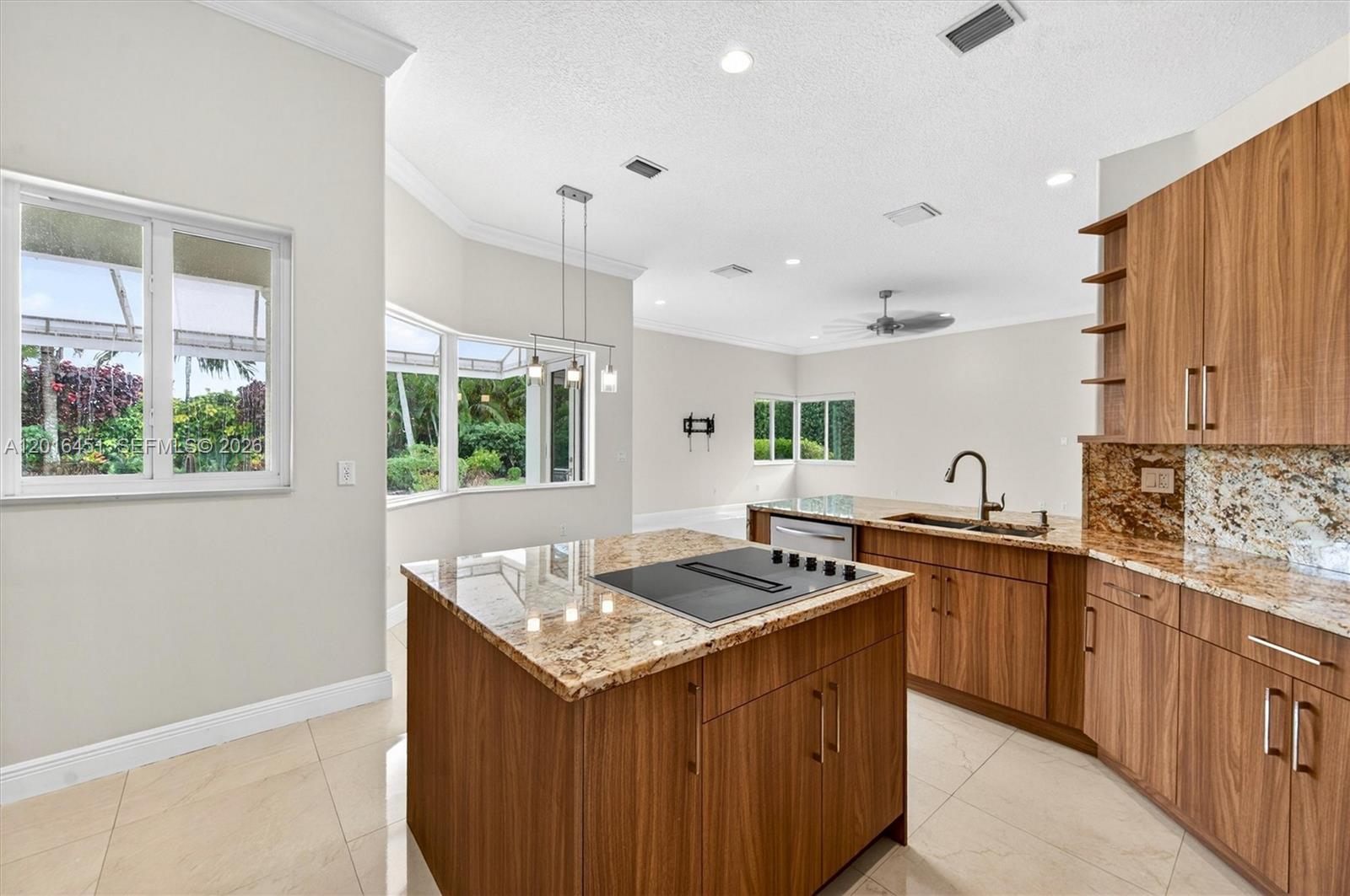 9474 SW 125th Ter Miami, FL 33176