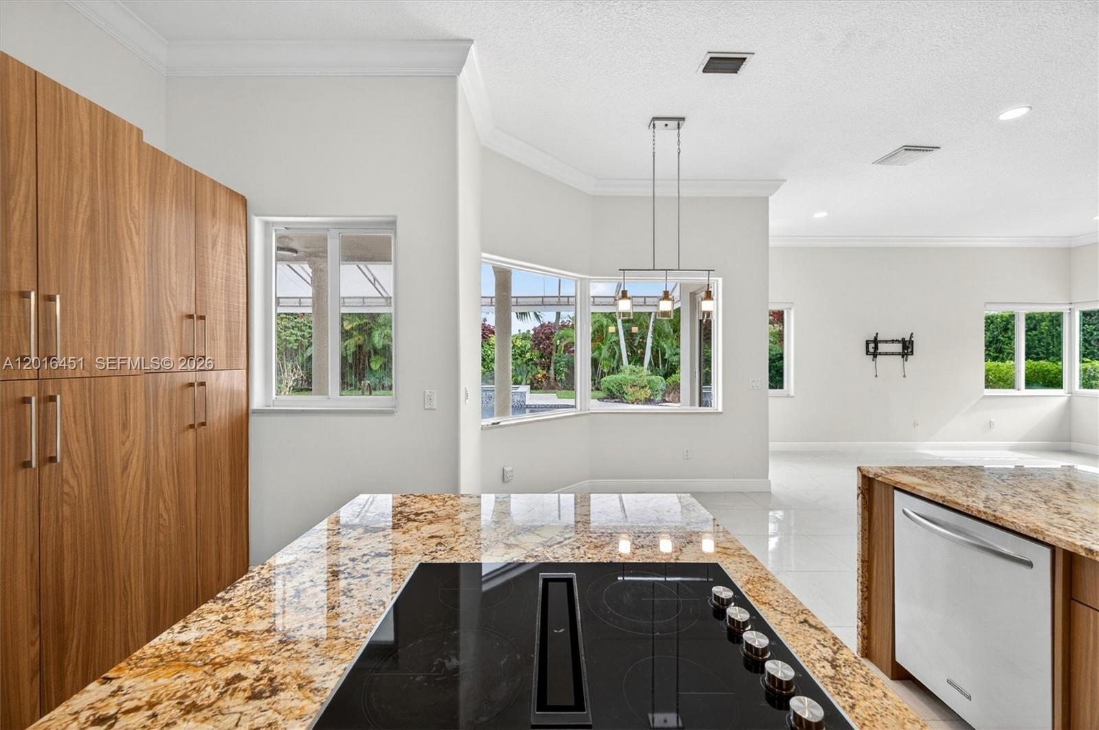 9474 SW 125th Ter Miami, FL 33176