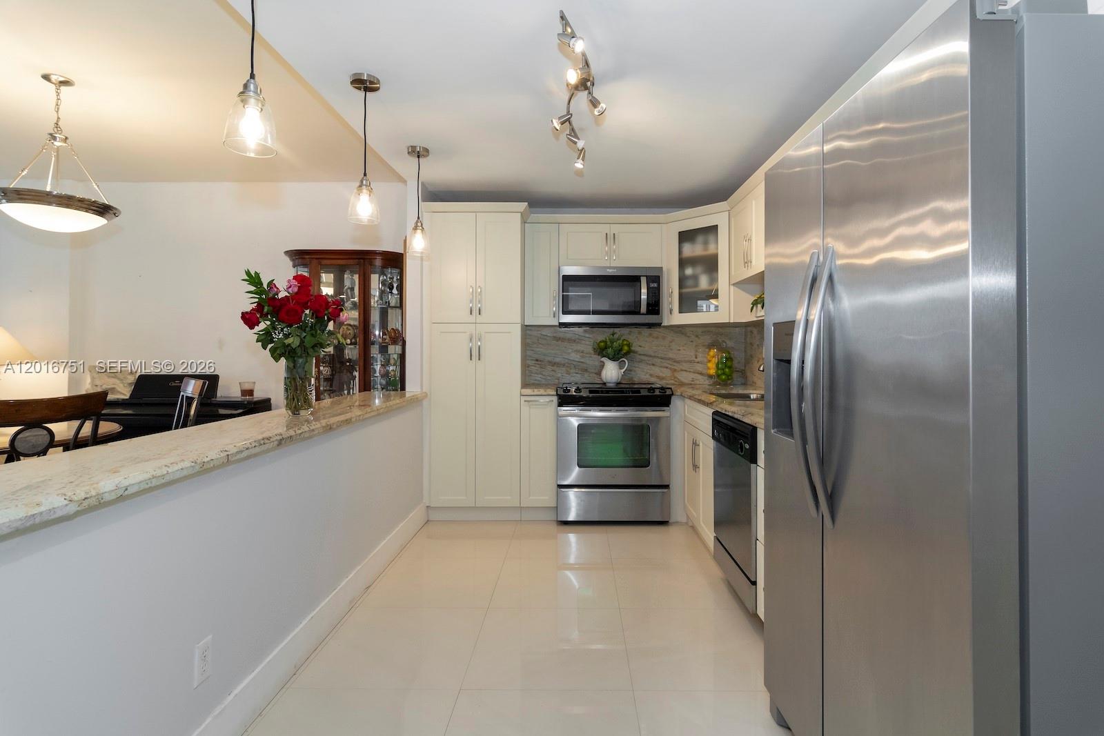 19370 Collins Ave #626 Sunny Isles Beach, FL 33160