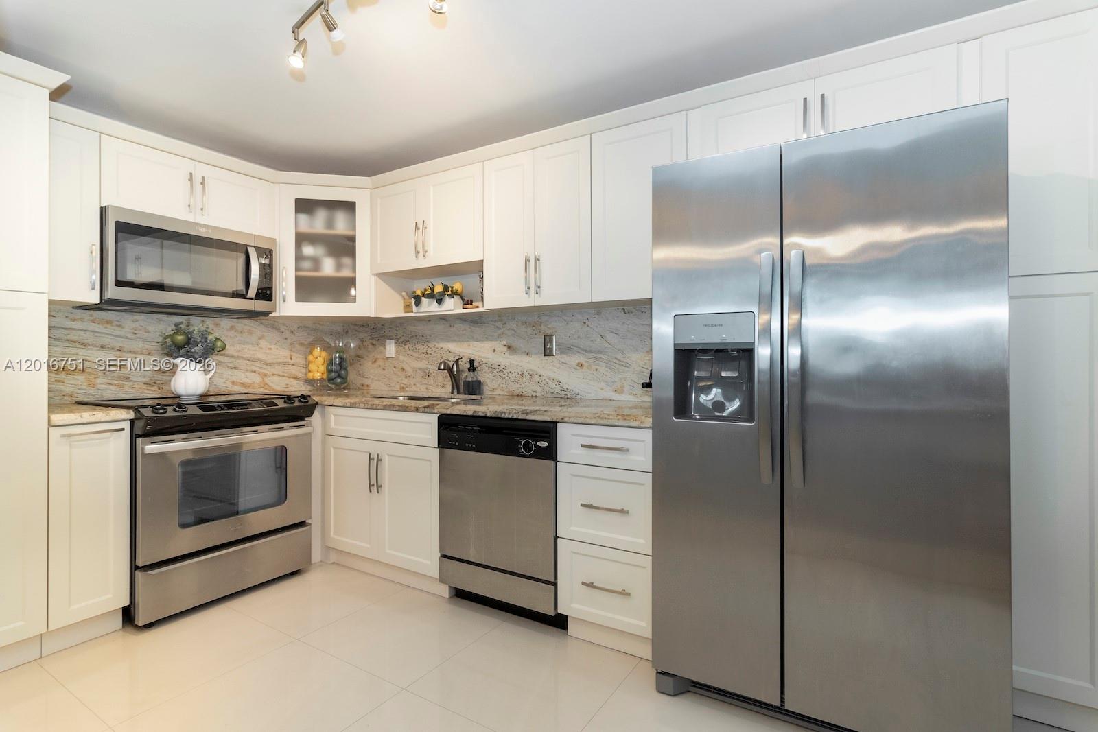 19370 Collins Ave #626 Sunny Isles Beach, FL 33160