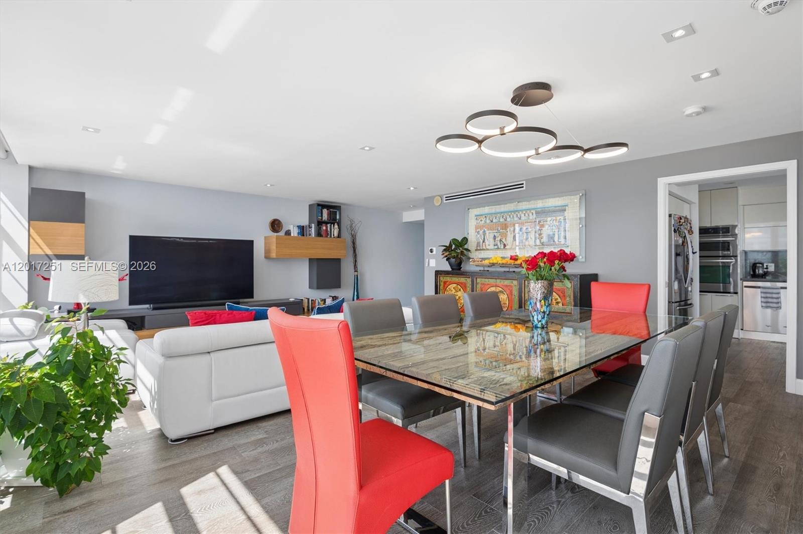 5660 Collins Ave #6C Miami Beach, FL 33140