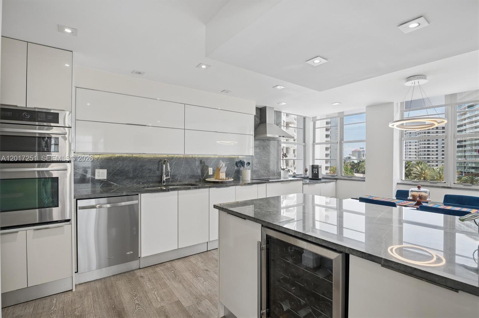 5660 Collins Ave #6C Miami Beach, FL 33140