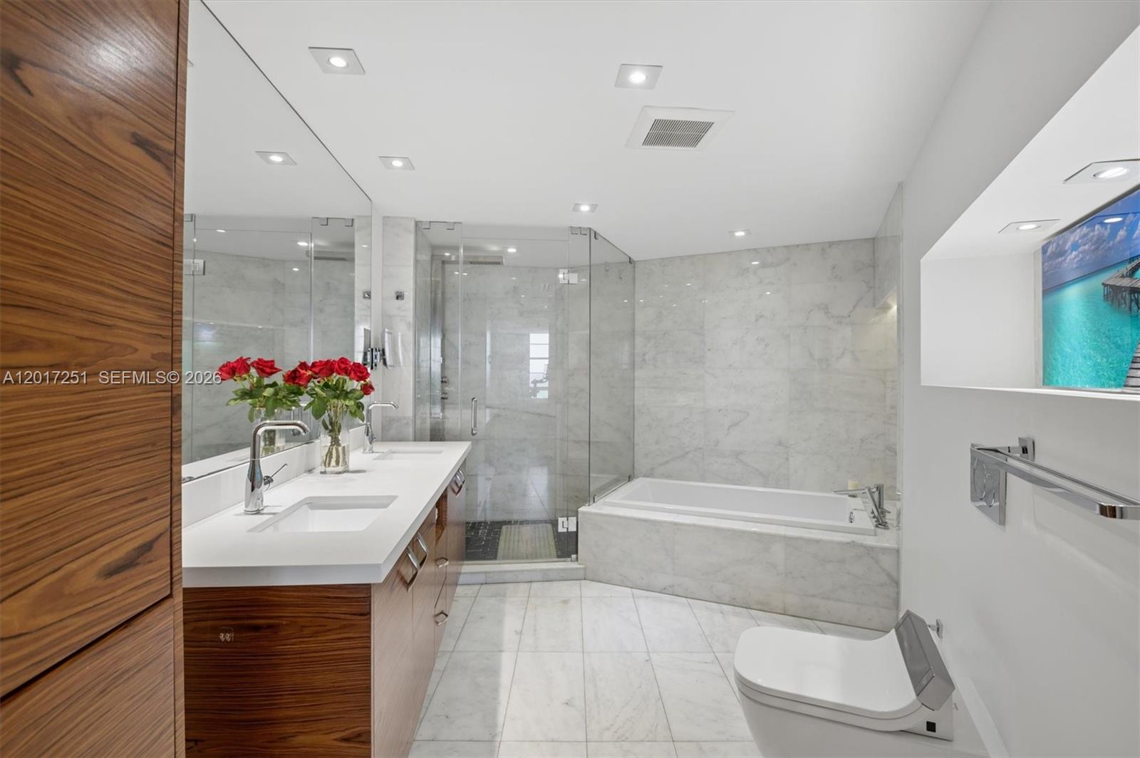 5660 Collins Ave #6C Miami Beach, FL 33140