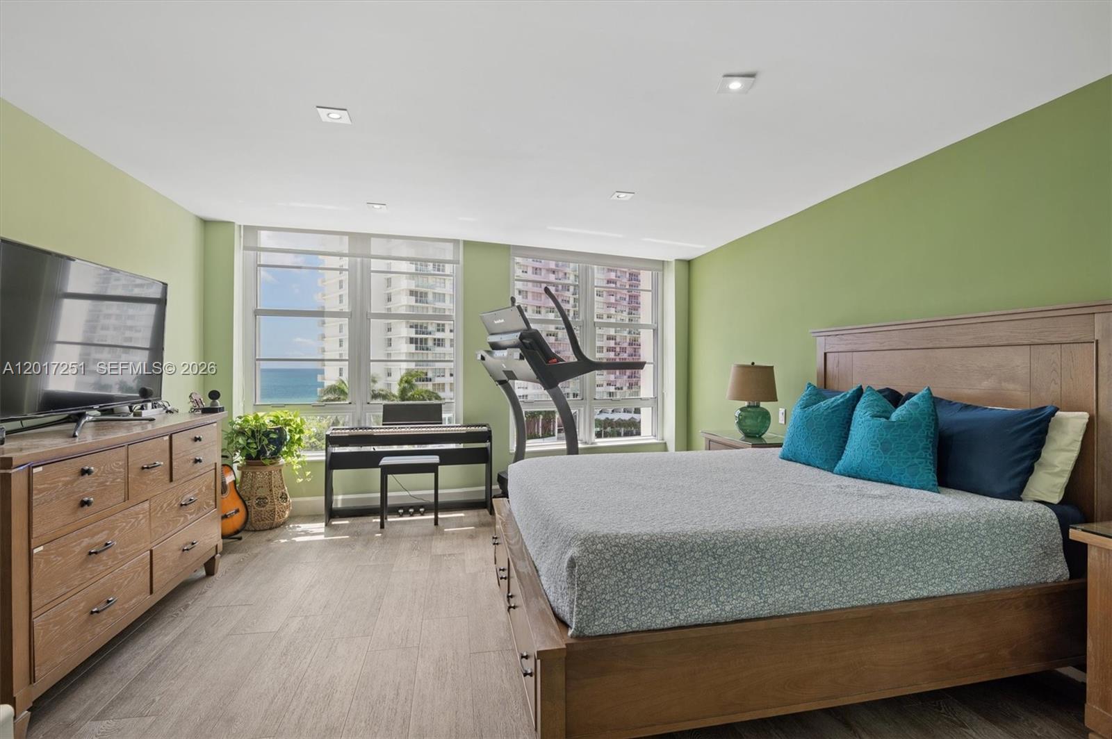 5660 Collins Ave #6C Miami Beach, FL 33140