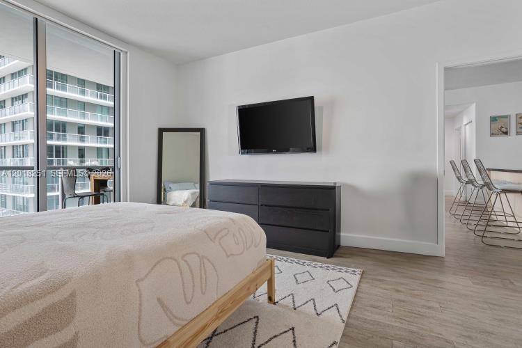 79 SW 12th St #3110-S Miami, FL 33130