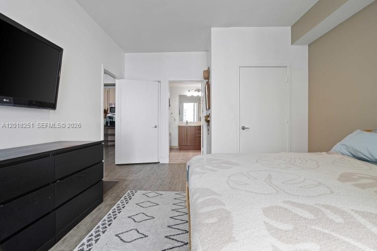 79 SW 12th St #3110-S Miami, FL 33130