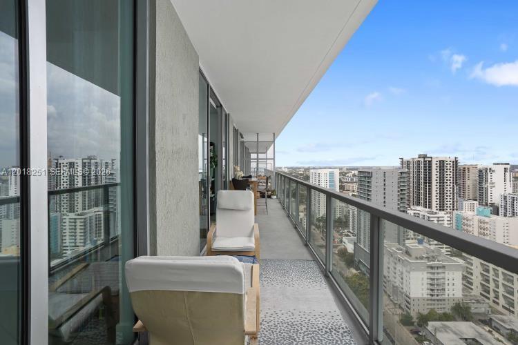 79 SW 12th St #3110-S Miami, FL 33130