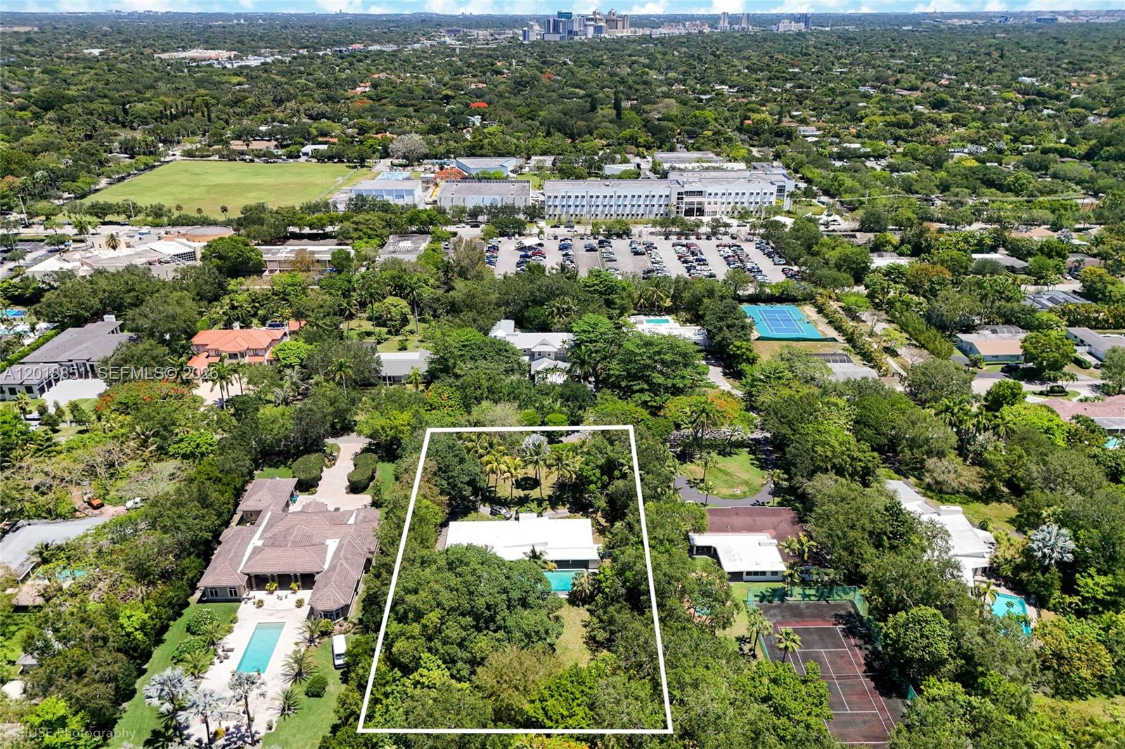 7480 SW 122nd St Pinecrest, FL 33156