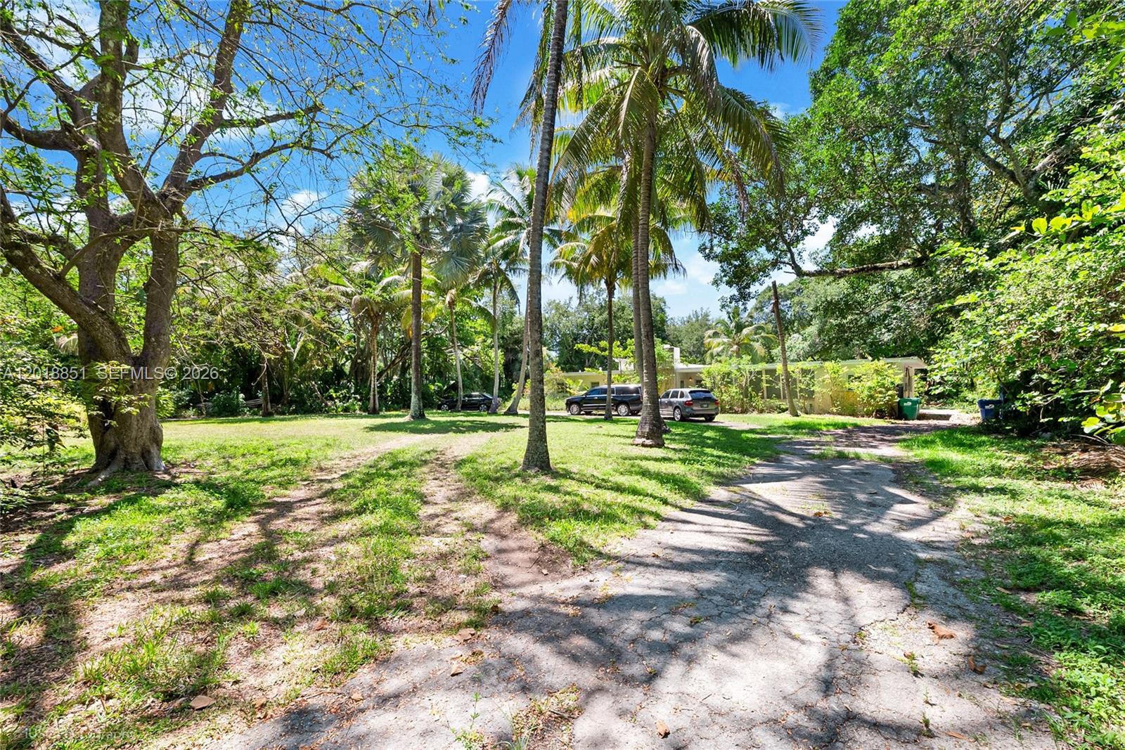 7480 SW 122nd St Pinecrest, FL 33156