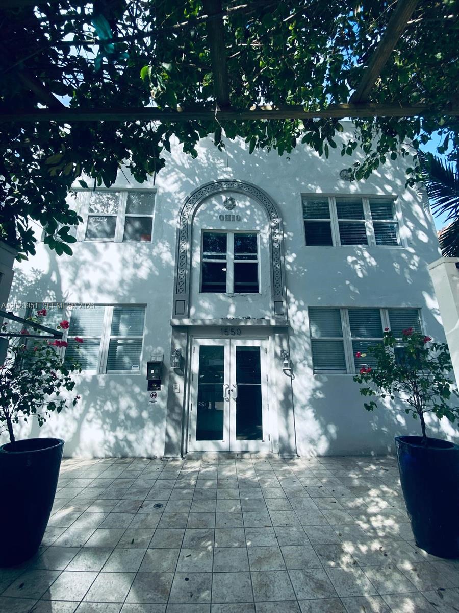 1550 Drexel Ave #202
