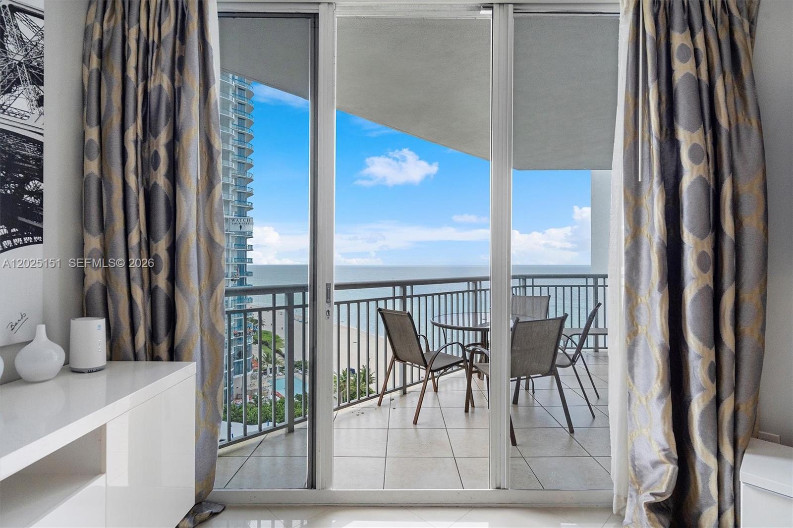 17375 Collins Ave #1507 Sunny Isles Beach, FL 33160