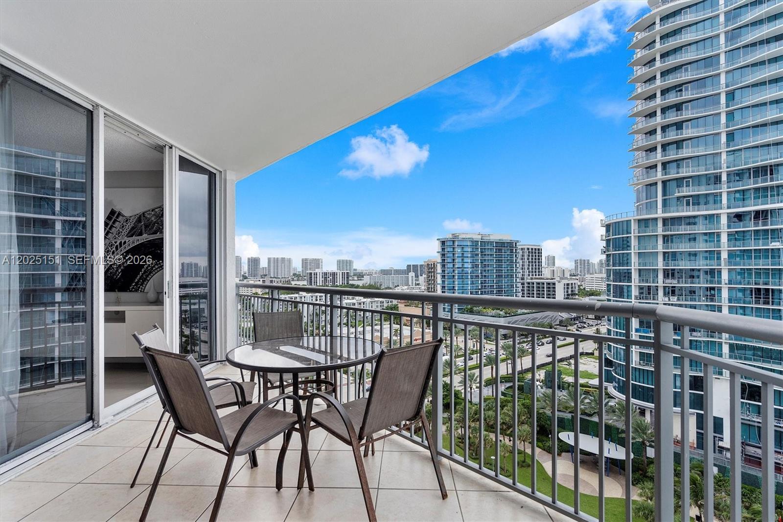 17375 Collins Ave #1507 Sunny Isles Beach, FL 33160
