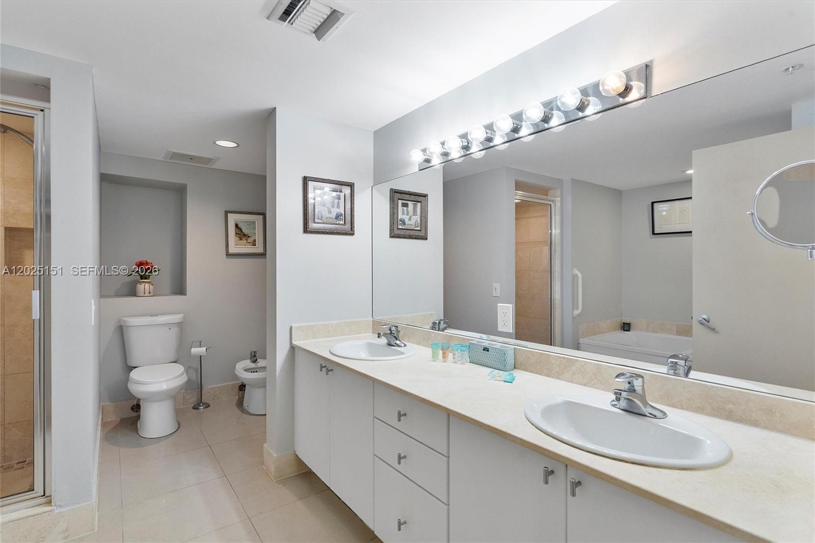 17375 Collins Ave #1507 Sunny Isles Beach, FL 33160